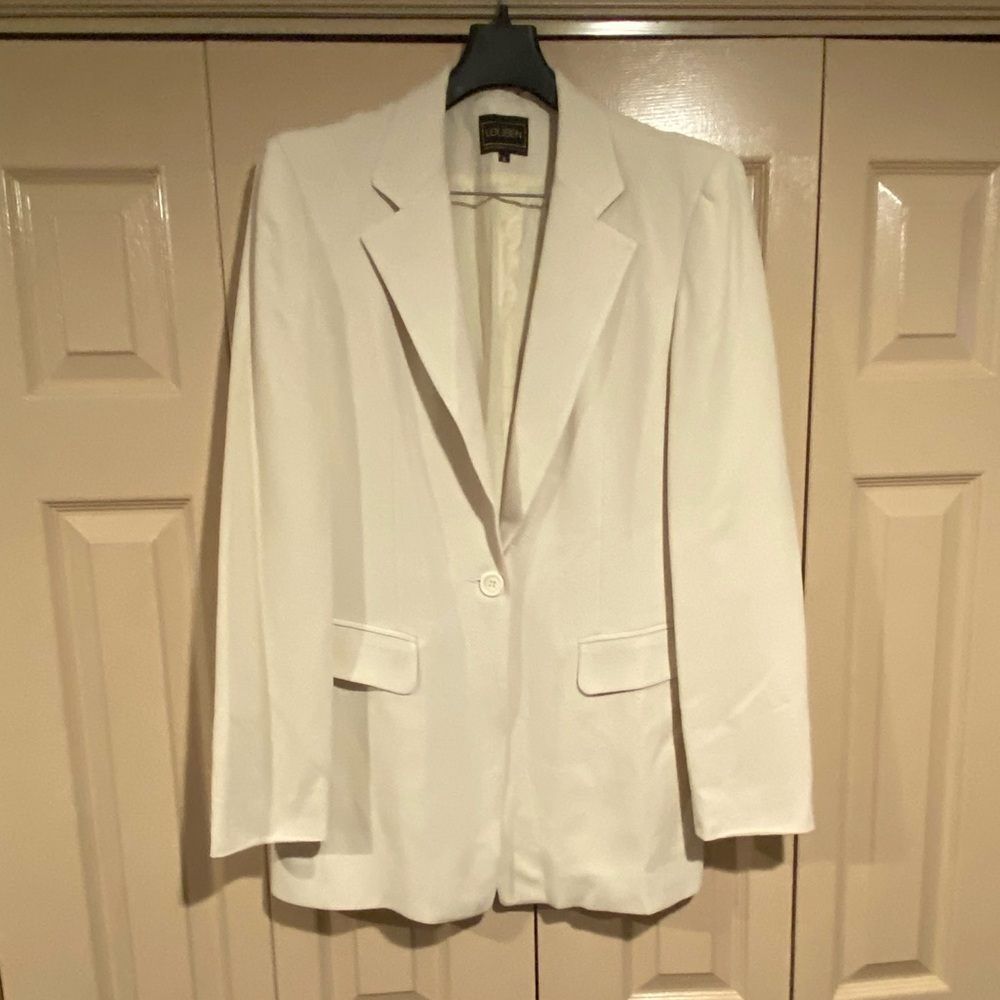 Louben Tall White Suit Jacket